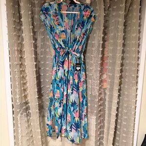 Chic Floral Beach Cover-up